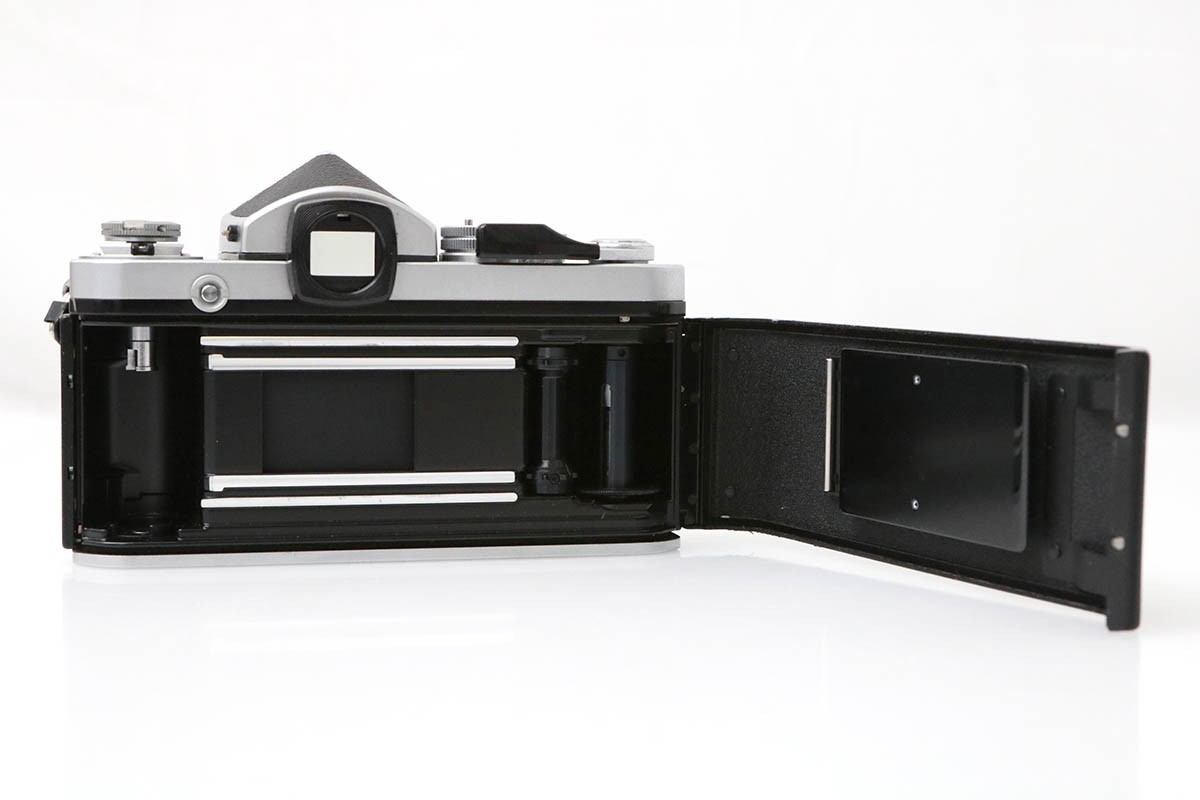 ニコン F2アイレベルbody シルバー フィルム一眼レフカメラ おまけ付き 中古】 ニコン F2 アイレベル シルバー ボディ Nikon 中古