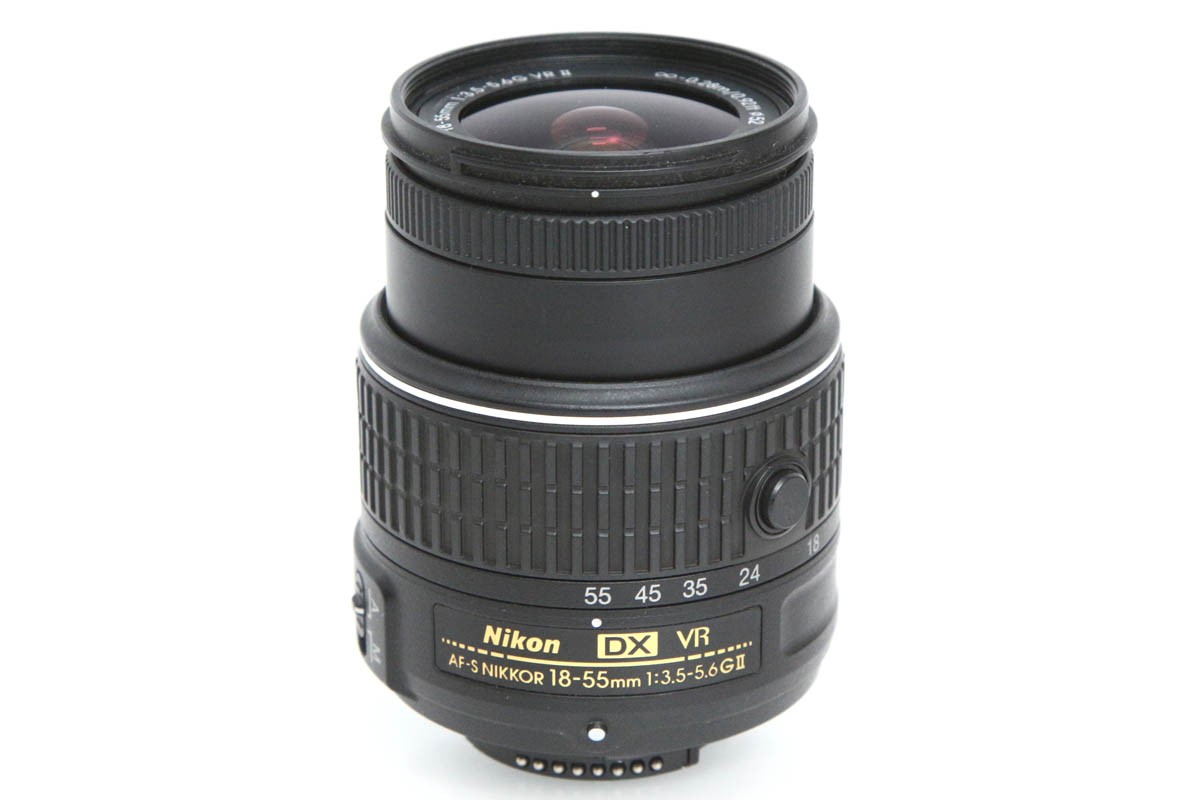 D5300 18-55 VR IIレンズキット [レッド] CA01-R2209-2Q1A | ニコン 