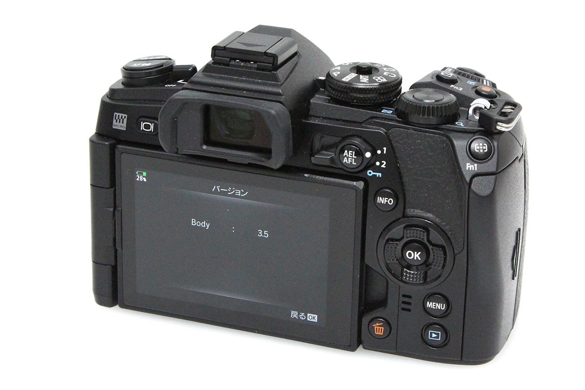 OM-D E-M1 Mark II ボディ [ブラック]（予備バッテリー付・センサー