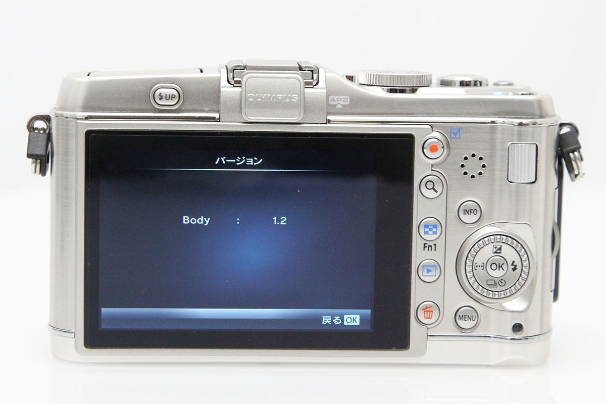 OLYMPUS PEN E-P3 レンズキット [シルバー]（純正予備バッテリー付属