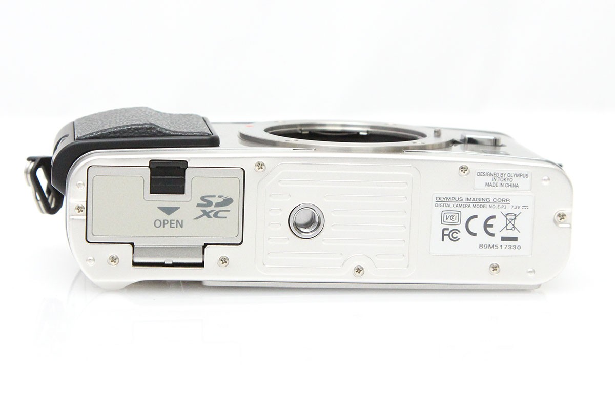 OLYMPUS PEN E-P3 レンズキット [シルバー]（純正予備バッテリー付属 