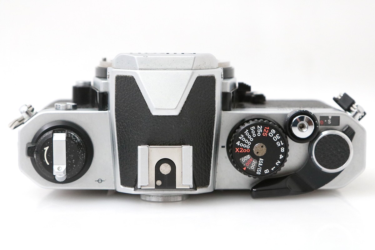 超美品 ニコン NEW FM2 シルバー フィルム モルト新品交換済 B711 Nikon - 超美品 ニコン NEW FM2 シルバー フィルム モルト新品