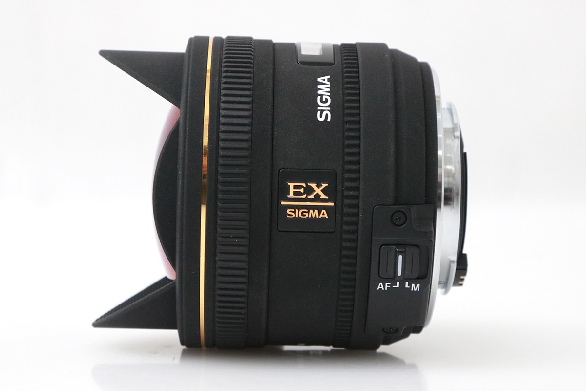 SIGMA F2.8 EX DC FISHEYE ニコンマウント SIGMA F2.8 EX DC FISHEYE ニコンマウント