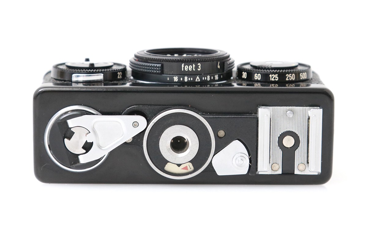 Rollei 35 S コンパクトカメラ Rollei 35Sの使い方。小さな高級カメラ！CONTAX T2購入に迷って