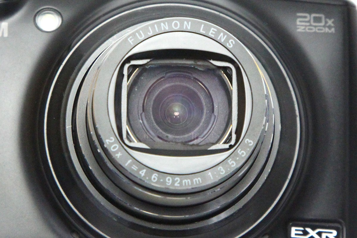 FinePix F1000EXR ブラック（純正予備バッテリー付属） CA01-P532-2P4