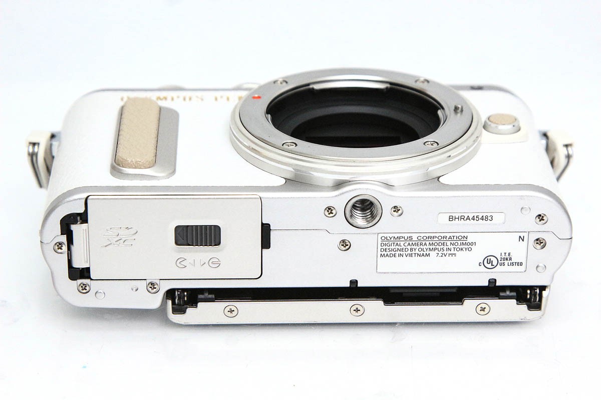 OLYMPUS PEN E-PL8 EZダブルズームキット [ホワイト]（センサー清掃