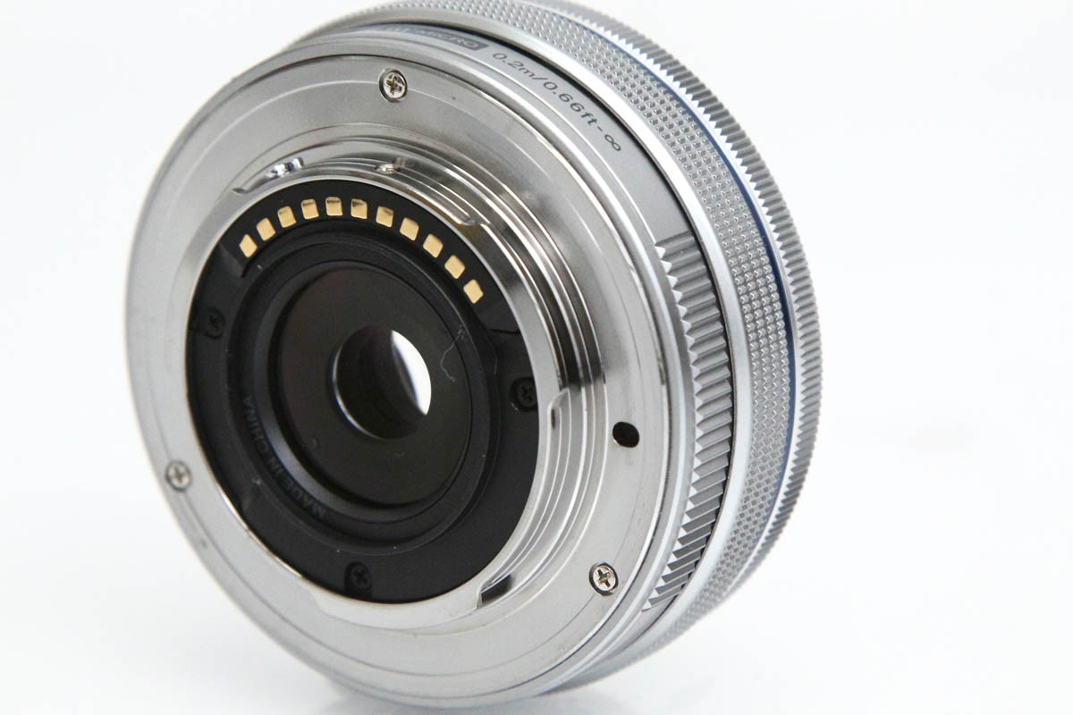 OLYMPUS OM-D E-M10 14-42mm EZ レンズキット [シルバー]（センサー清掃済み） CA01-R3986-2P3 ...