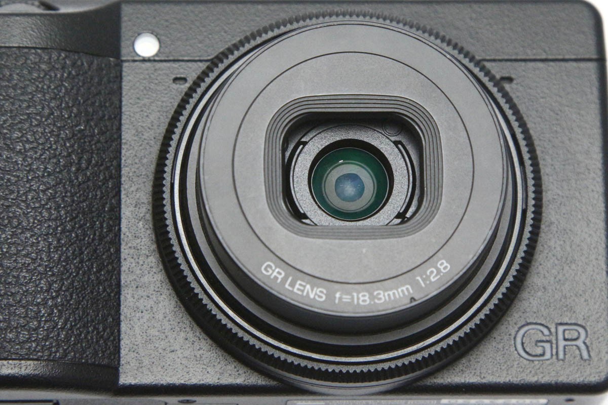 RICOH GR III CA01-R4163-2Q4 | リコー | コンパクトデジタルカメラ 
