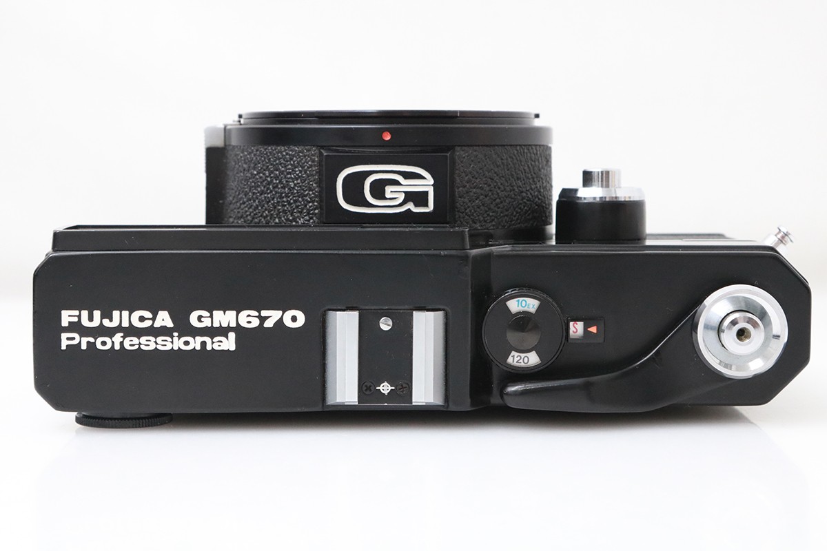 カメラ　骨董品 FUJICA GM670 Professional ボディ+ 180mm F5.6 + 65mm F5.6 + 150mm