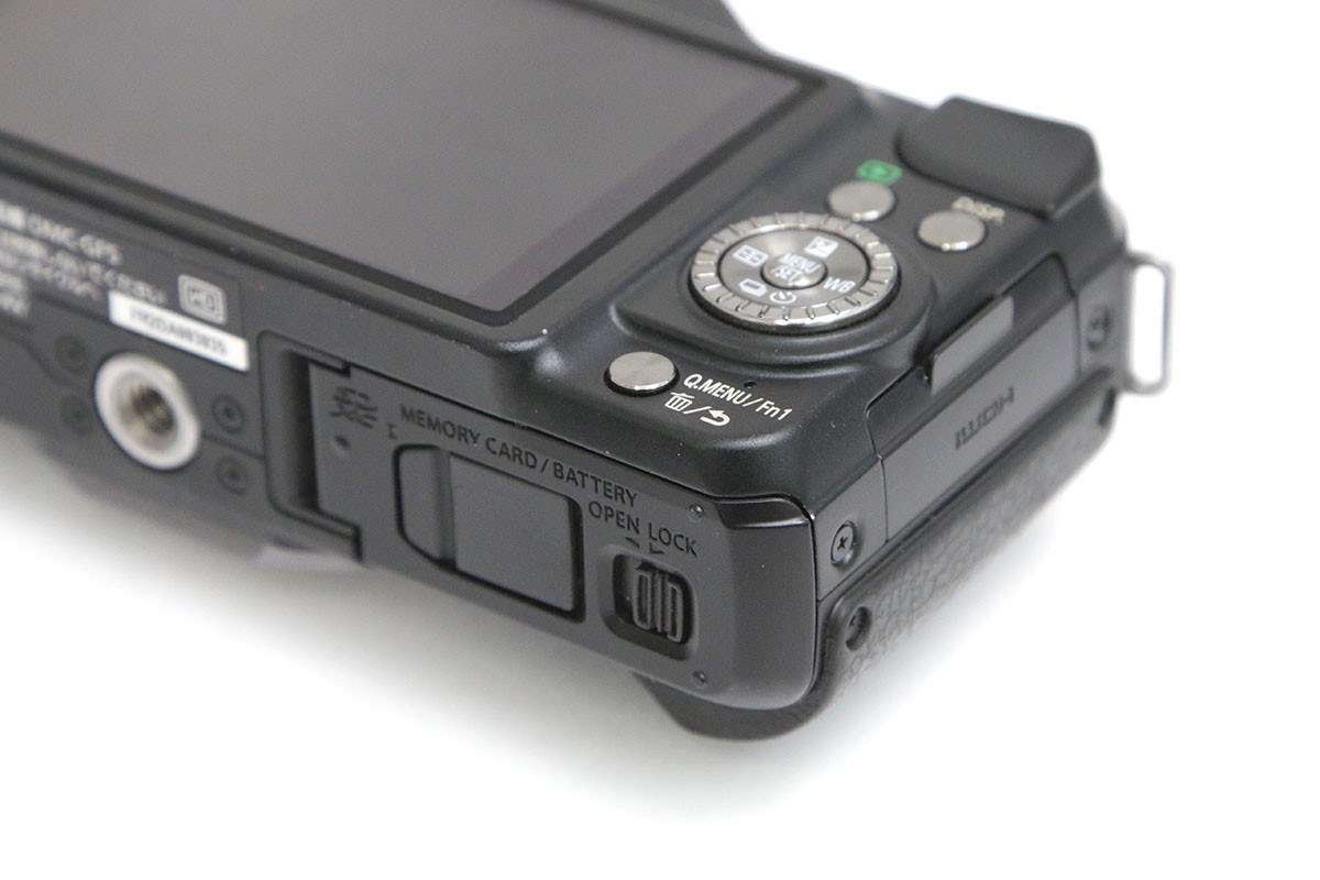 LUMIX DMC-GF5-K ボディ [エスプリブラック] CA01-B4943-2Q2B