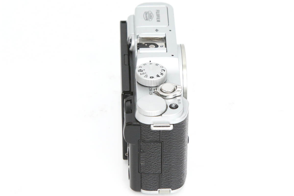 FUJIFILM X-A2 レンズキット [シルバー]（センサー清掃済み） CA01