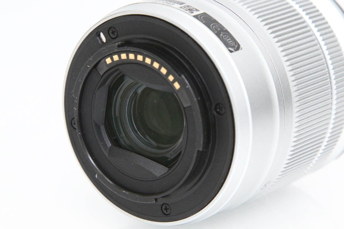FUJIFILM X-A2 レンズキット [シルバー]（センサー清掃済み） CA01