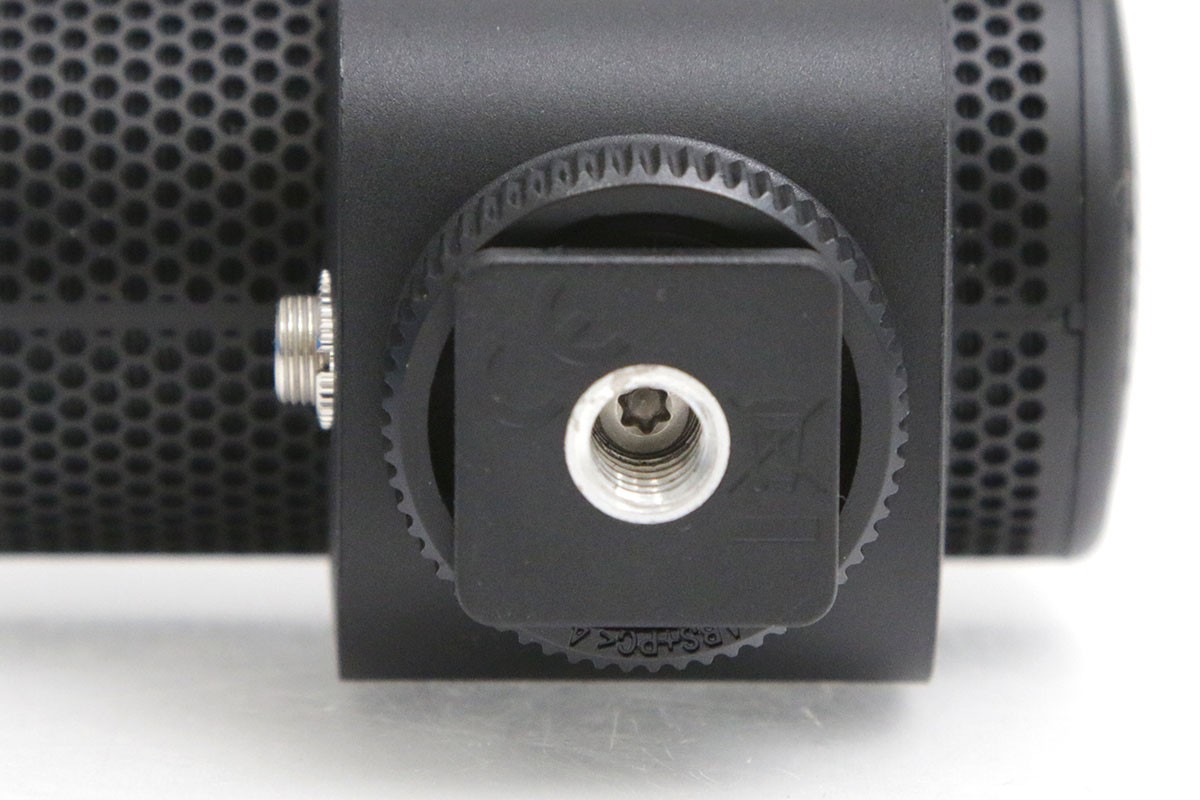 MKE 200 ポータブルカメラマイク CA01-B5081-2D4 | ゼンハイザー