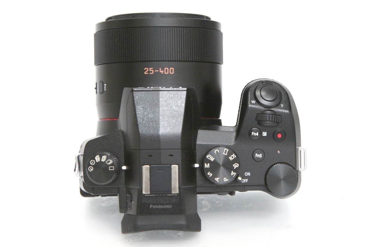 LUMIX DC-FZ1000M2 CA01-R5284-3X2
