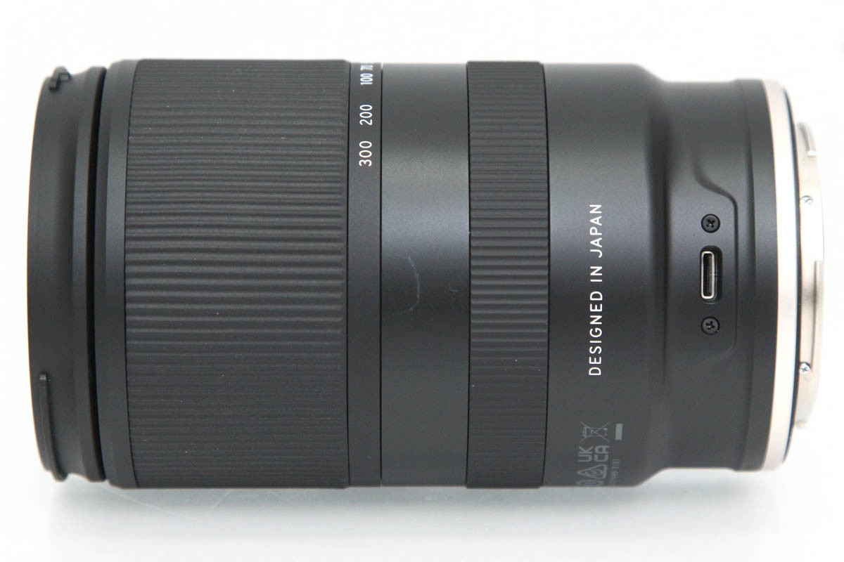 18-300mm F/3.5-6.3 DIII-A VC VXD �iModel B061�j �j�R��Z�p CA01-R6528-3X2
