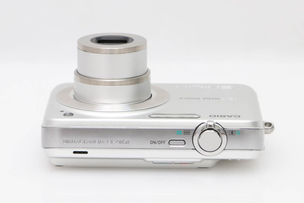 EXILIM ZOOM EX-Z1050 CA01-D269-2Q2A