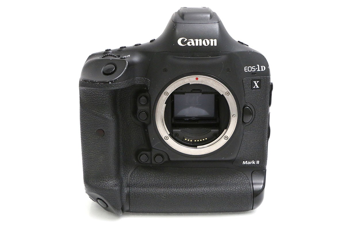 EOS-1D X Mark II �{�f�B CA01-B6748-3W2A