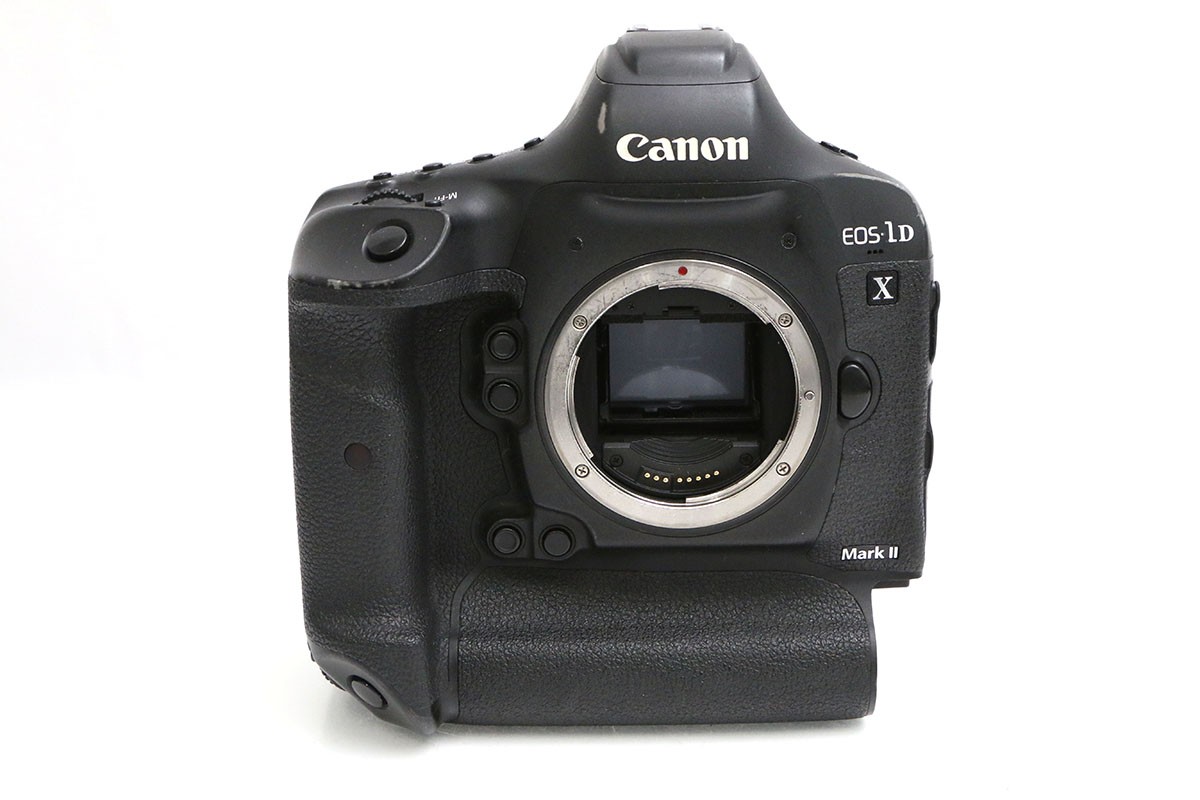 EOS-1D X Mark II �{�f�B CA01-B6779-3V3B