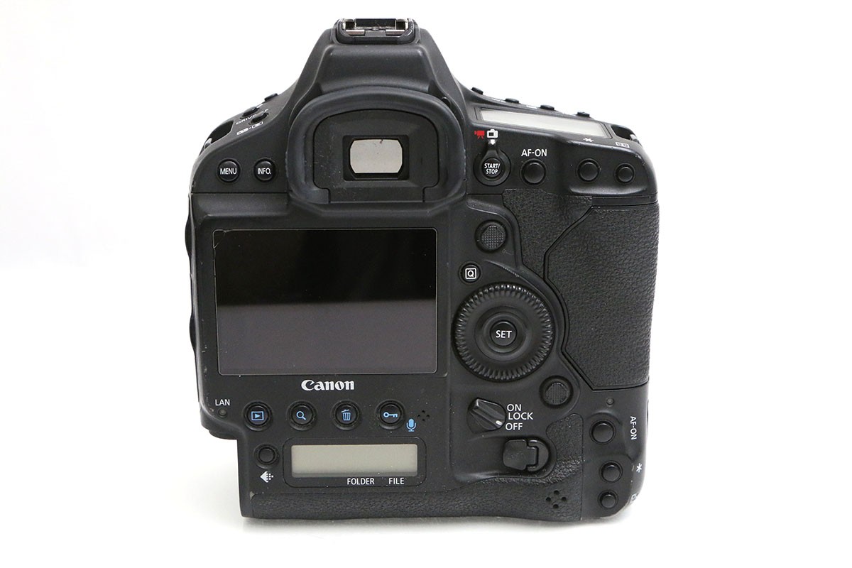 EOS-1D X Mark II �{�f�B CA01-B6779-3V3B