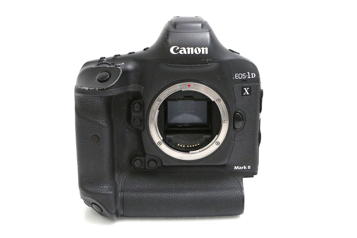 EOS-1D X Mark II �{�f�B CA01-B6781-3V3B