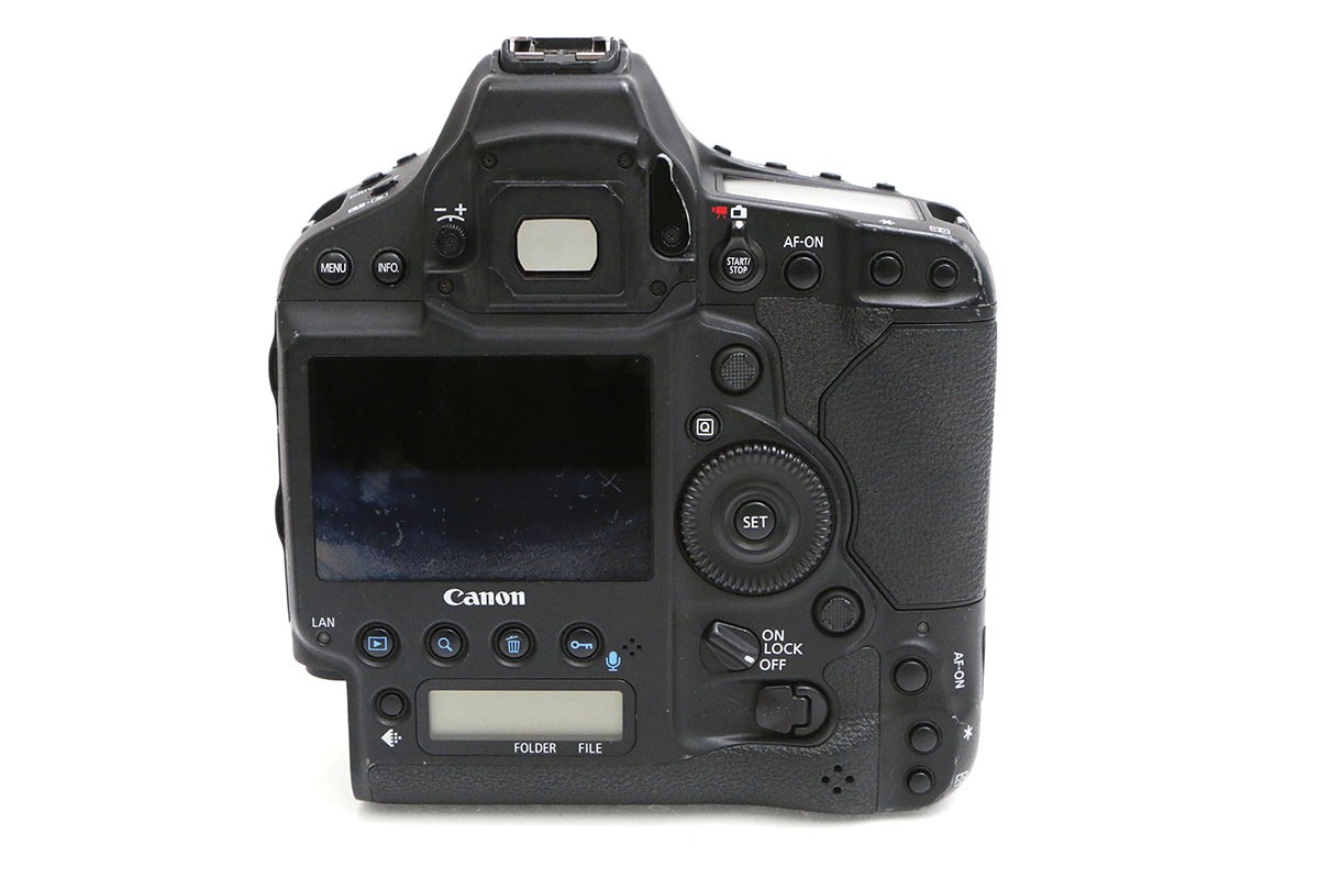 EOS-1D X Mark II �{�f�B CA01-B6781-3V3B