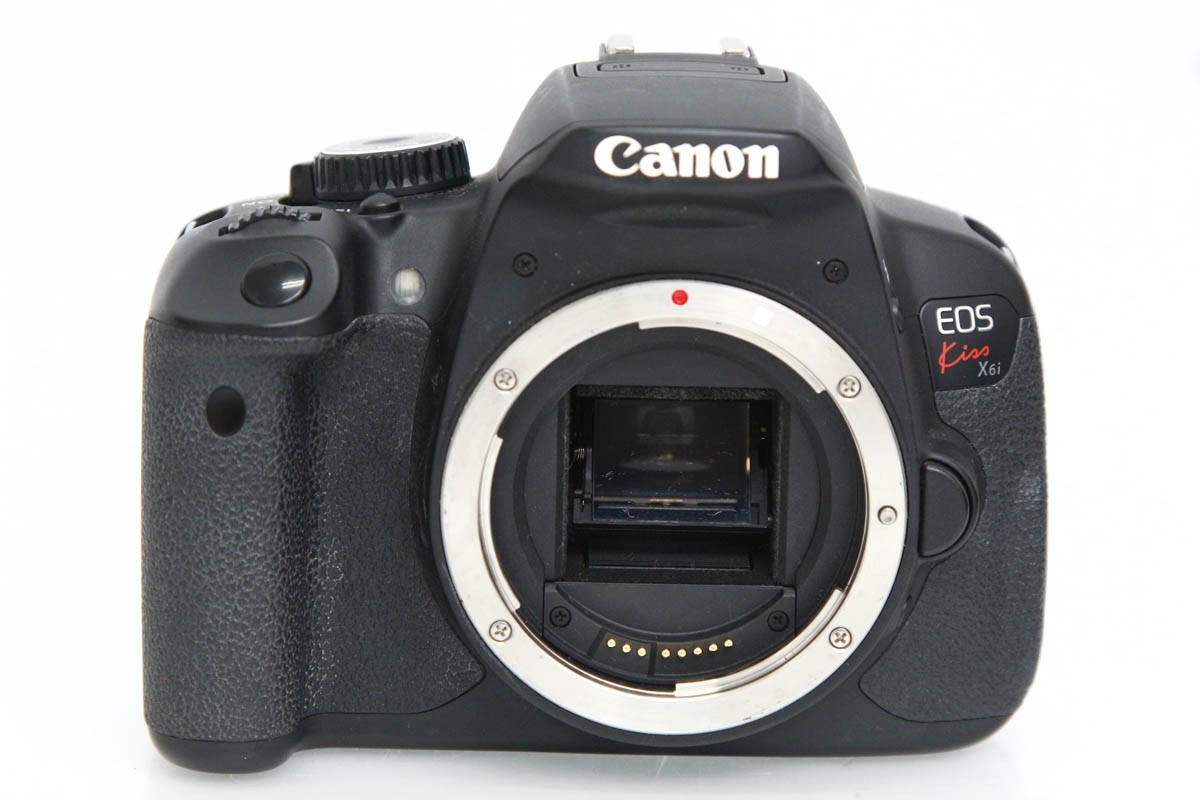 EOS Kiss X6i �_�u���Y�[���L�b�g CA01-R6572-3Y2C