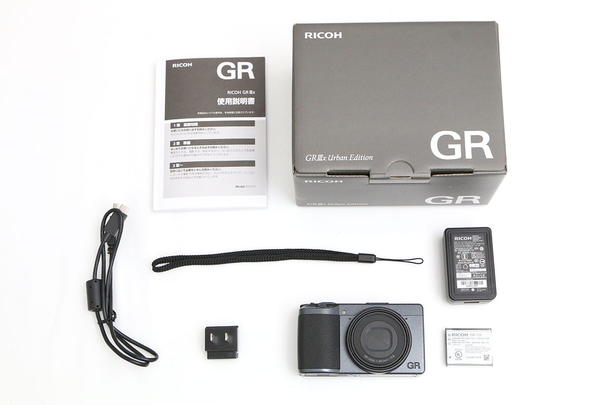 RICOH GR IIIx Urban Edition CA01-B6821-2Q4