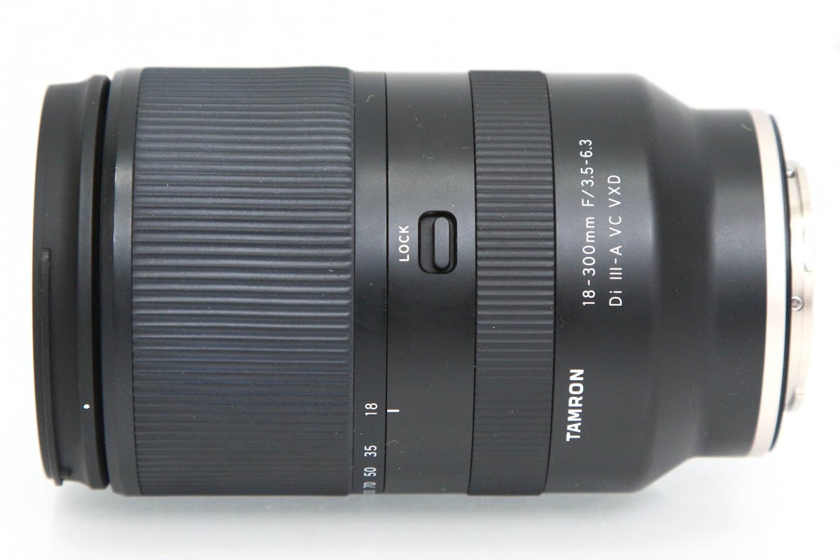 18-300mm F/3.5-6.3 Di III-A VC VXD (Model B061) [�\�j�[E�p] CA01-R6618-2B3