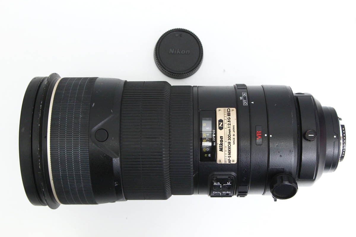 AF-S VR Nikkor 300mm f/2.8G IF-ED CA01-R6620-3V2B