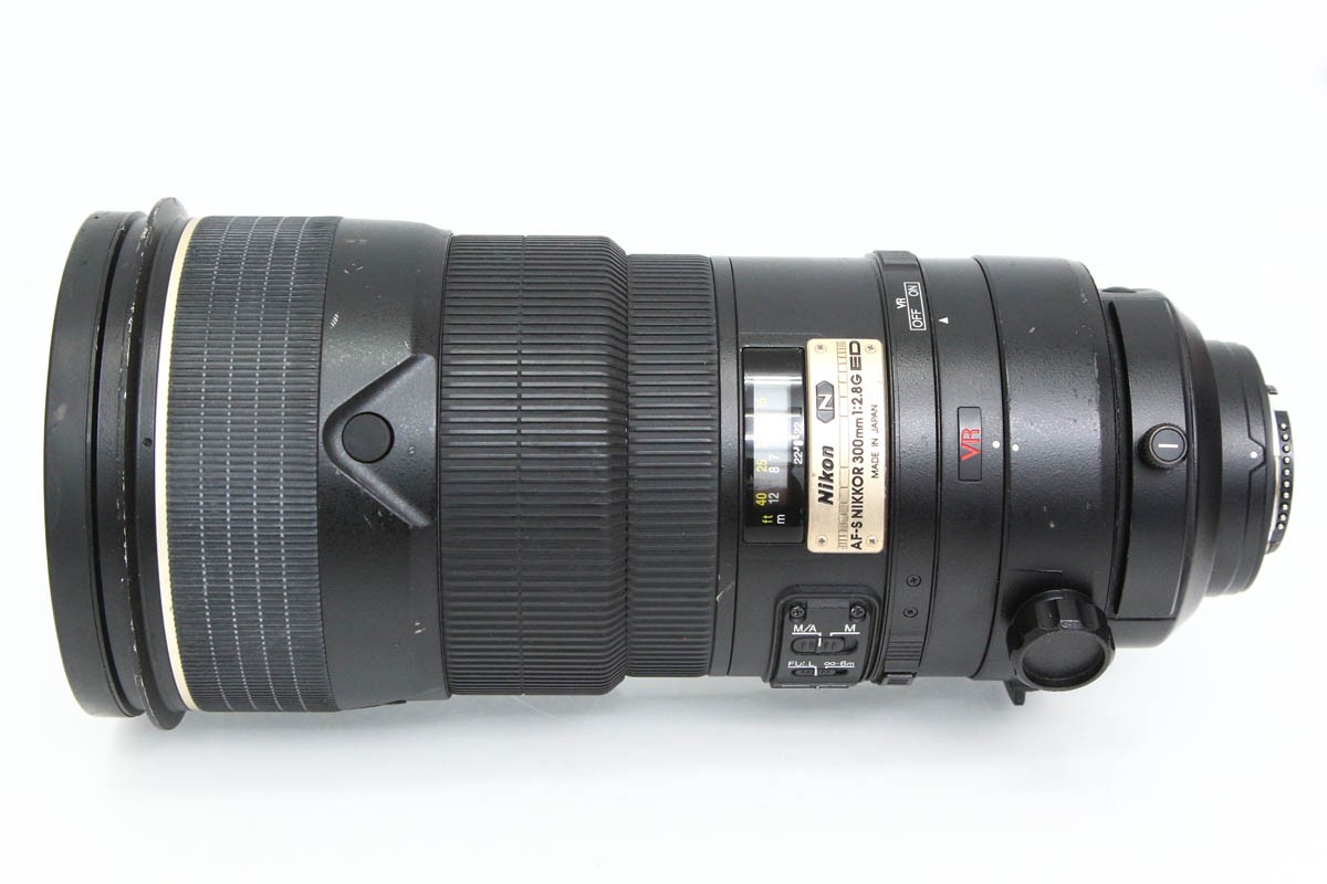 AF-S VR Nikkor 300mm f/2.8G IF-ED CA01-R6620-3V2B