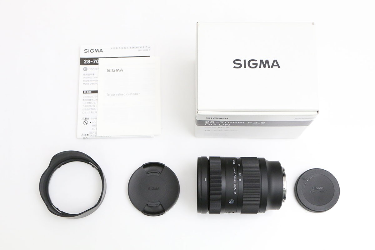 28-70mm F2.8 DG DN [�\�j�[E�p] CA01-B6880-2N3