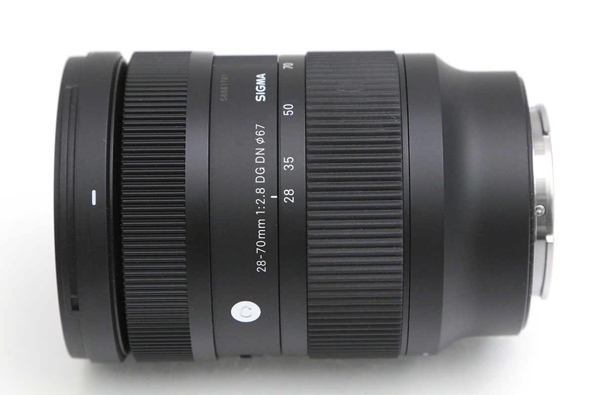 28-70mm F2.8 DG DN [�\�j�[E�p] CA01-B6880-2N3